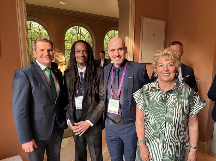 Jashon Mills and Allen O'Donoghue with Irish Minister Peter Burke TD and Ambassador Geraldine Byrne Nason at the SelectUSA Investment Summit, Washington D.C.
